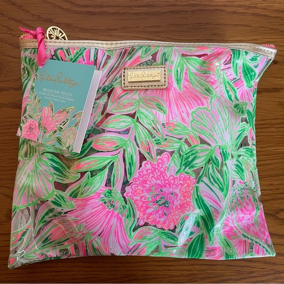 Lilly Pulitzer Beach Towel, Beach Day Pouch, and Champagne Flute Bundle - Picture 7 of 14
